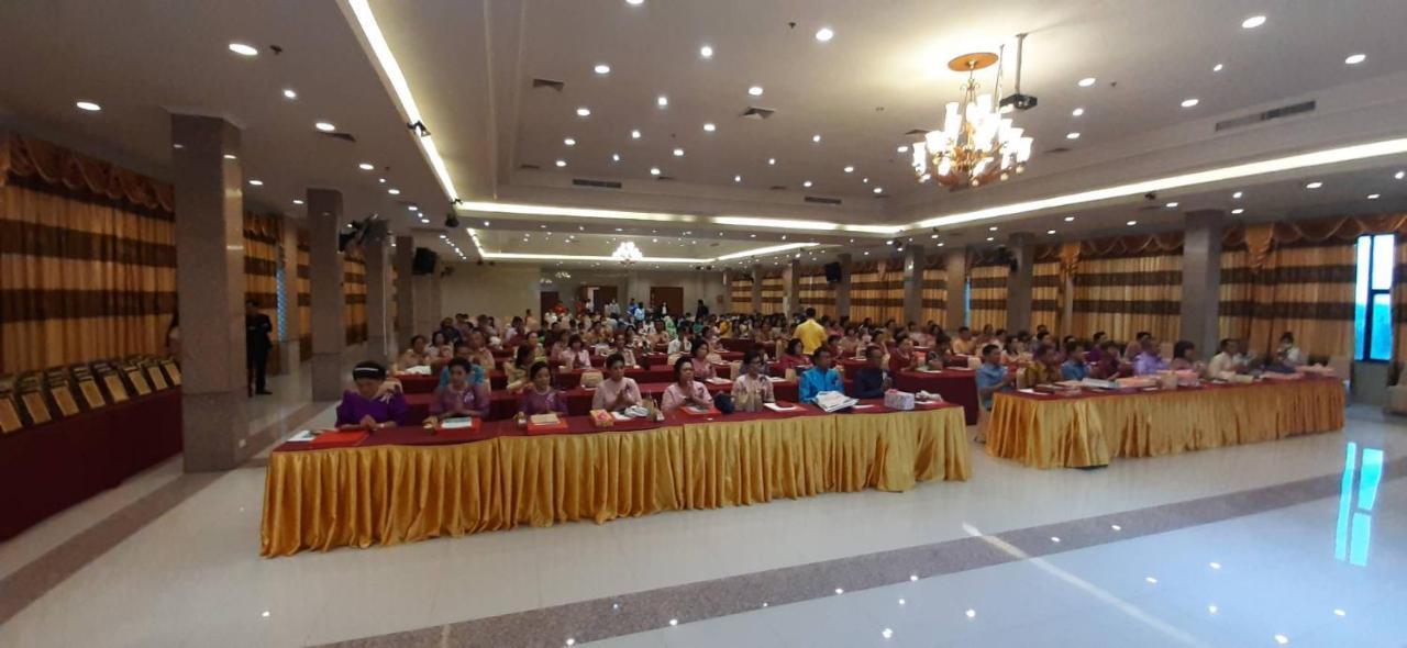Golden Dragon Resort Sing Buri Exterior photo
