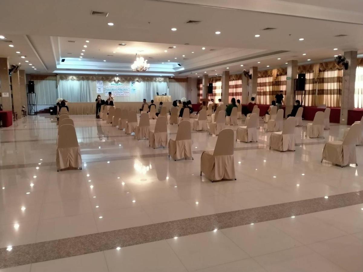 Golden Dragon Resort Sing Buri Exterior photo